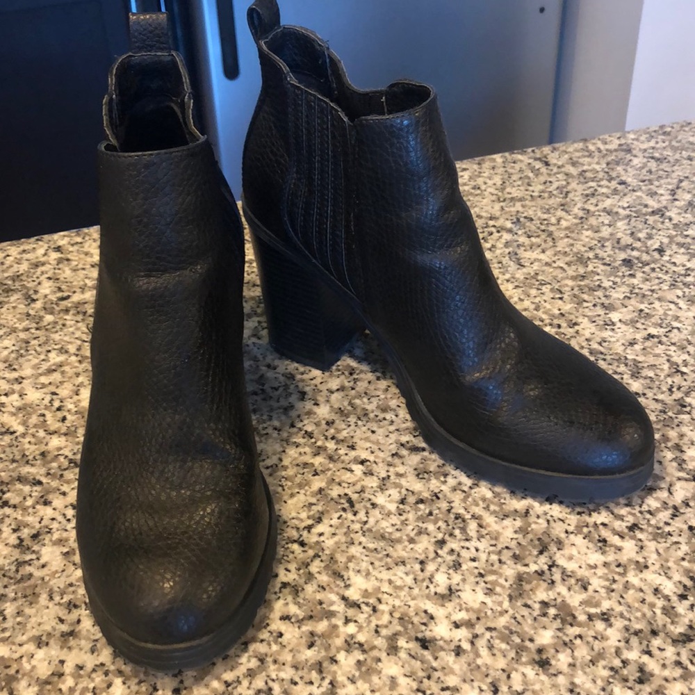 Sam and Libby booties
